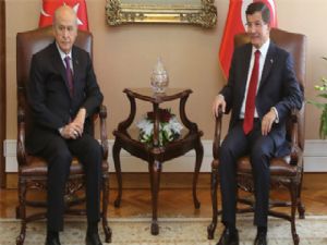 MHP'de kapı duvar