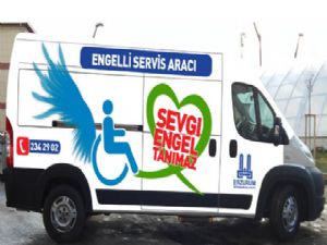 BÜYÜKŞEHİR'DEN ENGELLİ ÖĞRENCİLERE SERVİS HİZMETİ