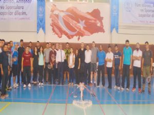 7'den 70'e badminton