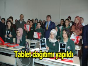 NENEHATUN KIZ ANADOLU LİSESİ'NDE TABLET DAĞITIMI YAPILDI