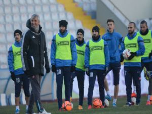 BB ERZURUMSPOR, ZORLU ALTAY DEPLASMANINA HAZIRLANIYOR