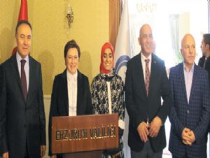 Çevre ve Şehircilik Bakanı Fatma Güldemet Sarı Erzurum'da