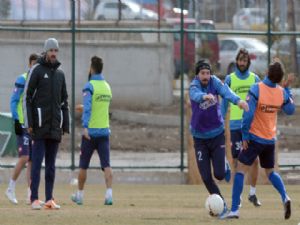 BB ERZURUMSPOR TEKNİK DİREKTÖRÜ YILDIRIM: 