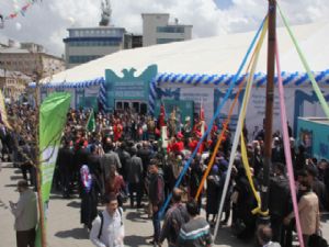 DOĞU ANADOLU BÖLGESİ'NİN EN KAPSAMLI KİTAP FUARI ERZURUM'DA AÇILDI