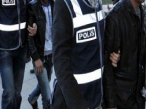 Erzurum'da 10 zabıt katibi FETÖ'den gözaltına alındı