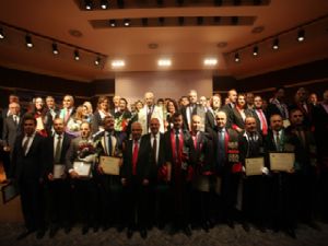 BİLİMSEL TEŞVİK ÖDÜLLERİ VE AKADEMİK GİYSİ TÖRENİ