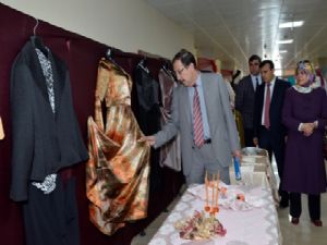 PALANDÖKEN BELEDİYESİ'NDEN YILSONU SERGİSİ