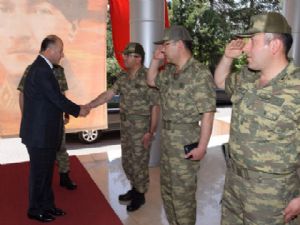 VALİ AZİZOĞLU, KARA KUVVETLERİ'NİN KURULUŞ YILDÖNÜMÜNÜ KUTLADI