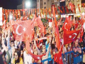 Dadaşlar istiklâl nöbetinde