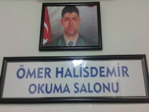 Kahraman Astsubay Ömer Halisdemir'in adı okuma salonuna verildi