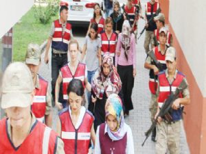 FETÖ'nün 'Abiler'i bitiyor, 'Ablalar'ı başlıyor