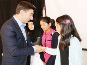 Karayazı'da 500 öğrenciye KIŞLIK YARDIM YAPILDI