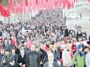 Tabyalar inledi düşman dinledi