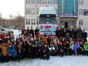 Atatürk Üniversitesi Halep'e yardım tırları gönderdi