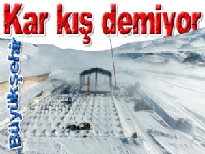  Büyükşehir kar kış demeden yatırımlarına devam ediyor