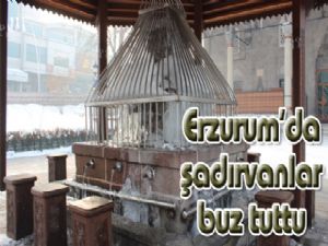 Erzurum'da şadırvanlar buz tuttu