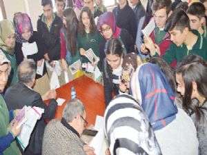Erzurum'da 'Öğrenci-Yazar Buluşması' devam ediyor