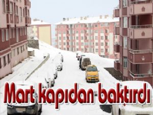 Mart kapıdan baktırdı