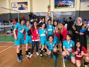 ASP voleybol takımı birinci oldu