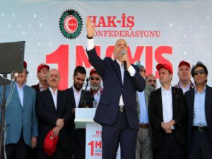Hak-İş 1 Mayıs'ı binlerce katılımcıyla Erzurum'da kutladı