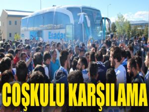 Erzurum'da 'şampiyon'a coşkulu karşılama