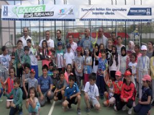 Erzurum'da bölgesel tenis turnuvası