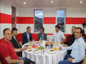 Kaymakam Turan, muhtarlarla iftarda buluştu