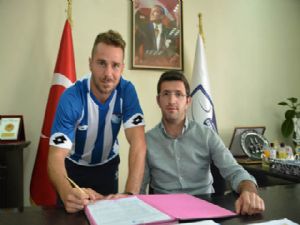 Akhisar Belediyesporlu Tolga Ünlü, B.B. Erzurumspor'a imza attı