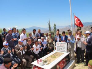15 Temmuz Şehidi Oğuzhan Yaşar mezarı başında anıldı