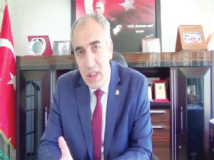 Akar: Anız yakarak  geleceğini de yakma