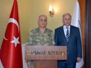 Tümgeneral Özoğlu'ndan Vali Azizoğlu'na veda ziyareti