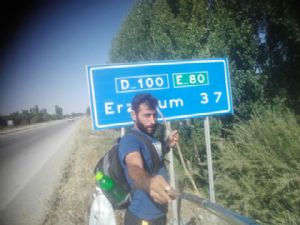 Survivor'a katılmak için Iğdır'dan İstanbul'a bin 500 kilometre yürüyecek