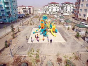 Hilalkent'in yeni parkları hizmete sunuldu