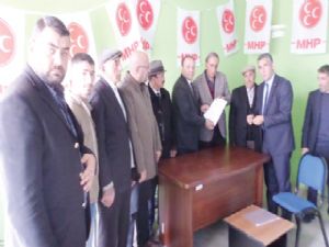 MHP Karayazı'da teşkilat binasını açtı