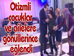 Otizmli çocuklar ve ailelere gönüllerince eğlendi