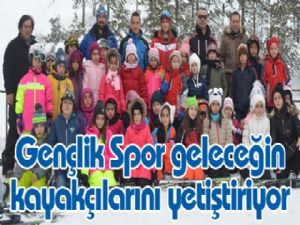 Gençlik Spor geleceğin kayakçılarını yetiştiriyor