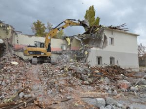 Valihafızpaşa İlkokul binası yıkıldı, yerine Müze binası geliyor 