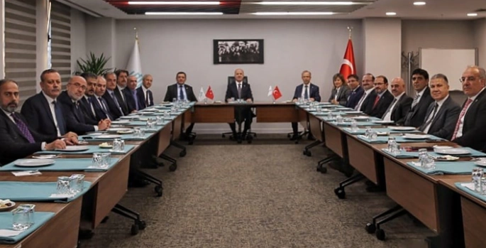 Hacımüftüoğlu, su verimliliği zirvesine katıldı