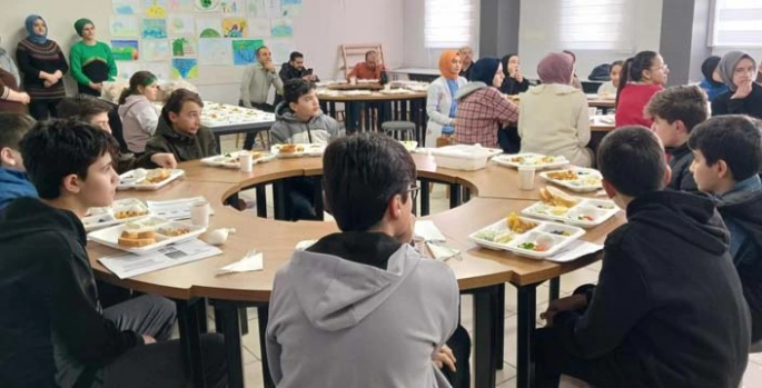 İbrahim Hakkı Kubilay İmam Hatip Ortaokulu başarılarıyla göz dolduruyor
