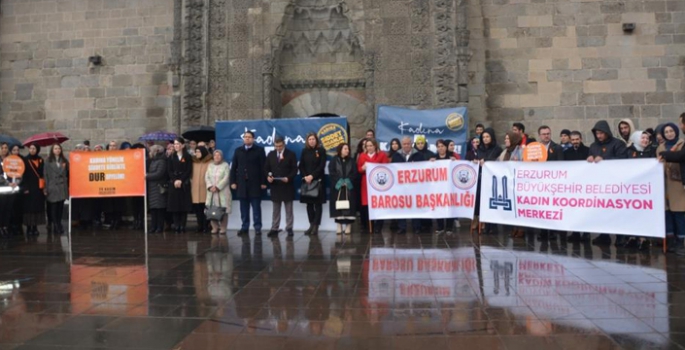 İlbaş: Kadına şiddet, üzerinde önemle durulması gereken bir sorun