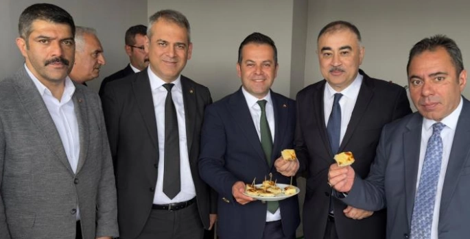 İş Dünyası Kars’ta buluştu, Erzurum su böreği damga vurdu