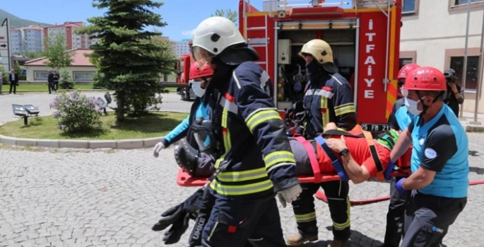 İtfaiyeden sağlıkçılara eğitim