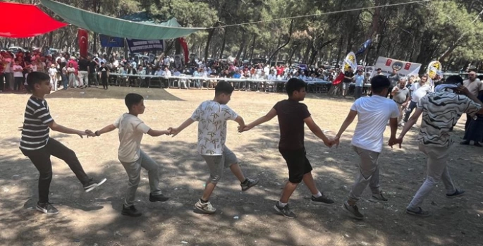 İzmir'deki Dadaşlar piknik şöleninde buluştu