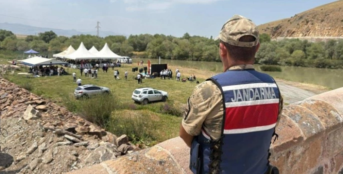 Jandarma, Çobandede kültür etkinliklerinde görev aldı