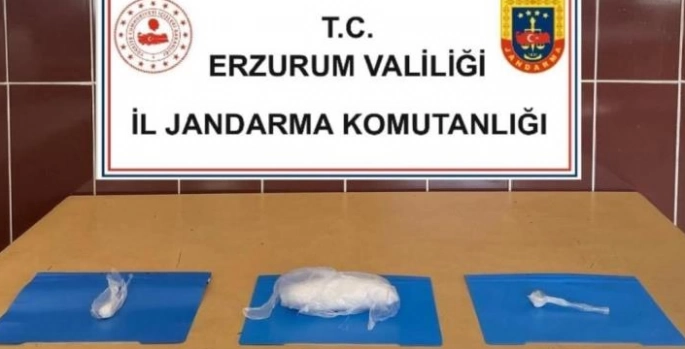 Jandarmadan zehir tacirlerine darbe