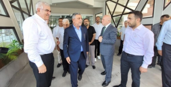 AK Parti Elazığ teşkilatından Erzurum çıkarması