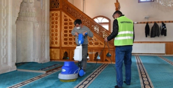 Camii ve mescitlerde Ramazan hazırlığı