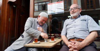 Erzurum’da 120 yıllık bir çay geleneği