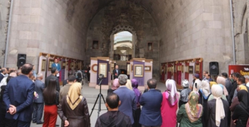 Erzurum’da Hüsn-i Hat Sergisi açıldı