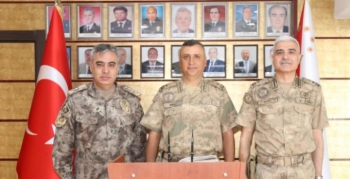 Jandarma Bölge Komutanı Düz'den Emniyet Müdürü Aydın'a ziyaret